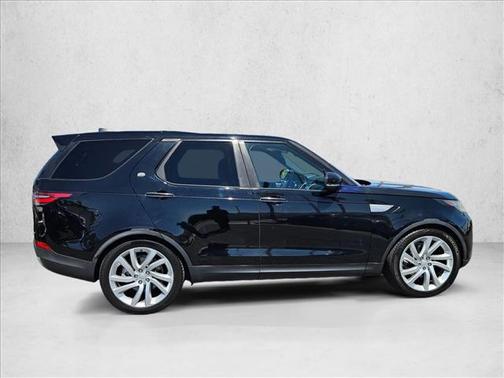 Narvik Black 2017 Land Rover Discovery HSE LUXURY