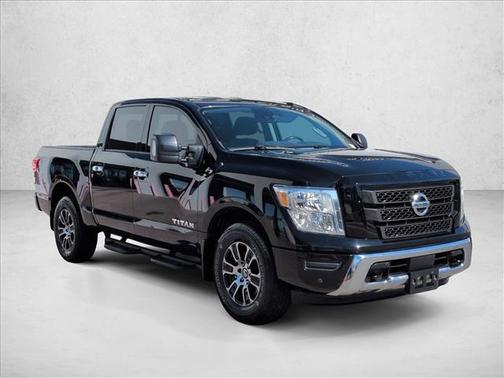 2021 Nissan Titan SV