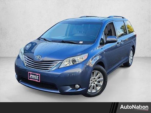 2016 Toyota Sienna XLE