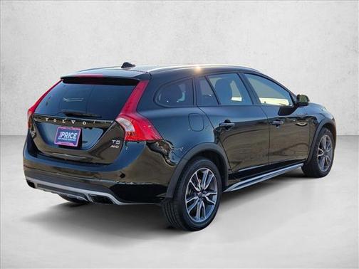2018 Volvo V60 Cross Country T5 Platinum