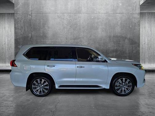 2017 Lexus LX 570 Base