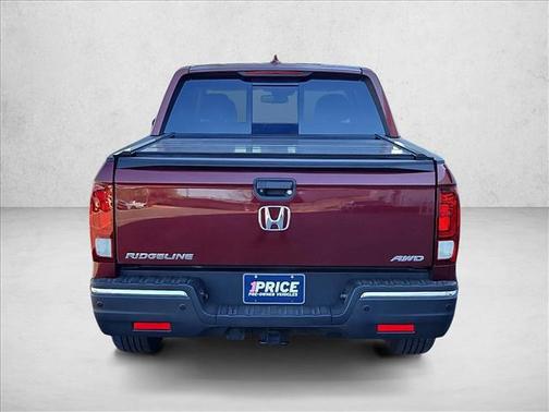Deep Scarlet Pearl 2019 Honda Ridgeline RTL-E