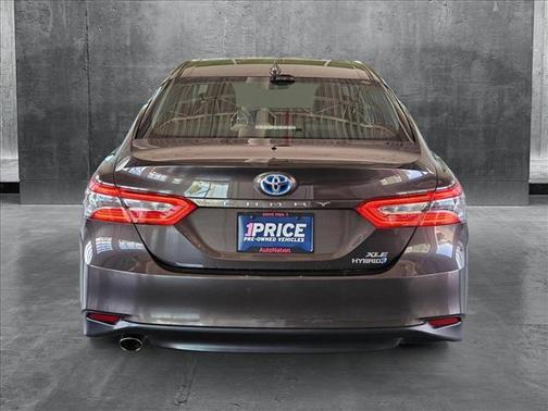 2019 Toyota Camry Hybrid XLE