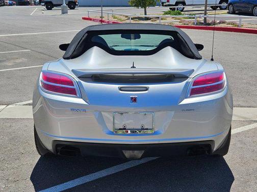 2008 Saturn Sky Red Line