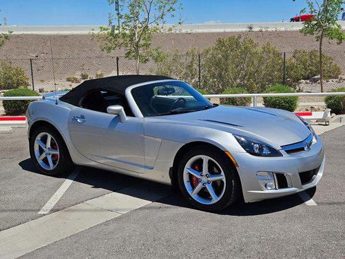 2008 Saturn Sky Red Line