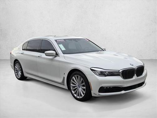 2018 BMW 740e xDrive iPerformance