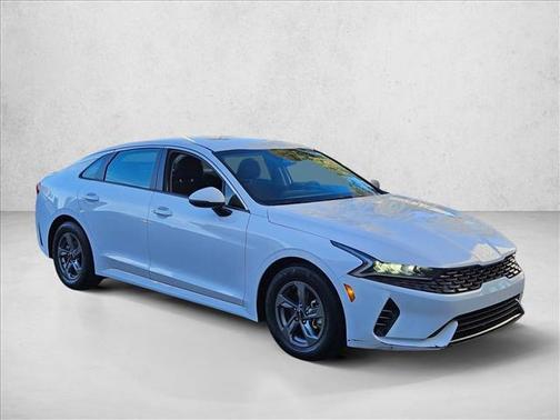 2023 Kia K5 LXS