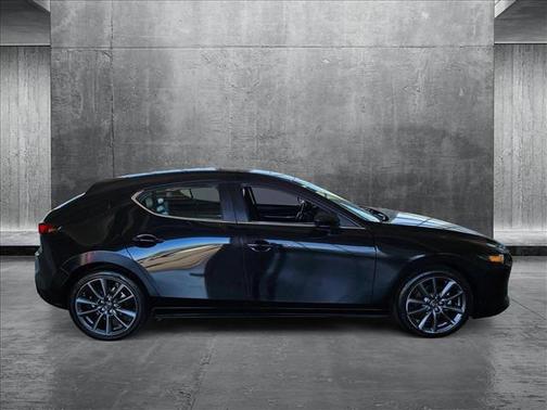 2023 Mazda Mazda3 FWD w/Preferred Package