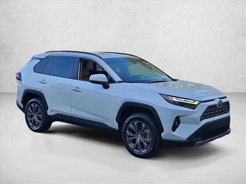 Blizzard Pearl 2022 Toyota RAV4 Hybrid Limited