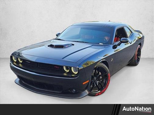 2016 Dodge Challenger R/T Scat Pack