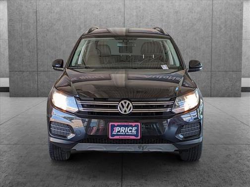 Photo 2 of 24 of 2016 Volkswagen Tiguan S