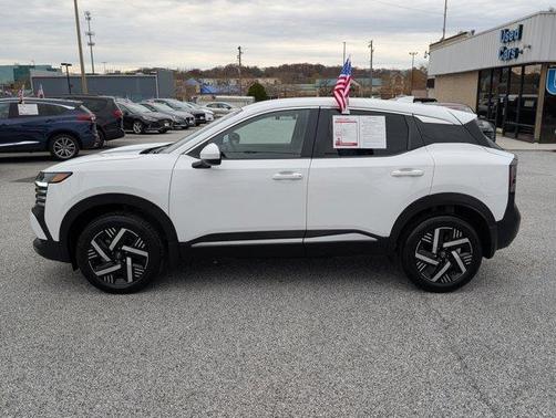 2025 Nissan Kicks SV