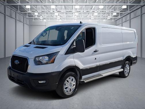 2024 Ford Transit-250 
