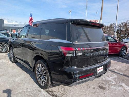 2025 INFINITI QX80 SENSORY