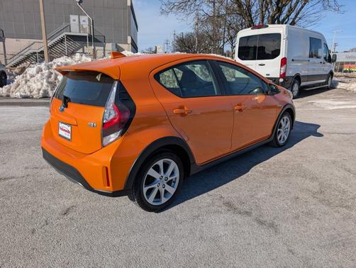 2018 Toyota Prius c Three