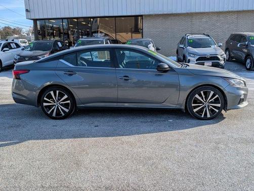 2021 Nissan Altima 2.5 SR