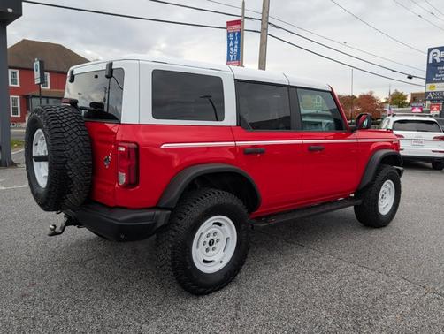 2024 Ford Bronco Heritage Edition