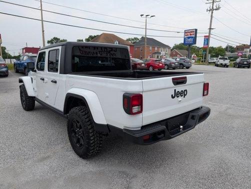 2021 Jeep Gladiator Sport