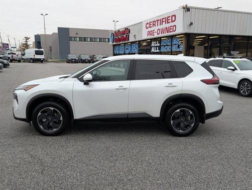 2025 Nissan Rogue SV