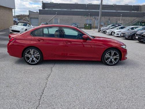 2023 BMW 330 i xDrive
