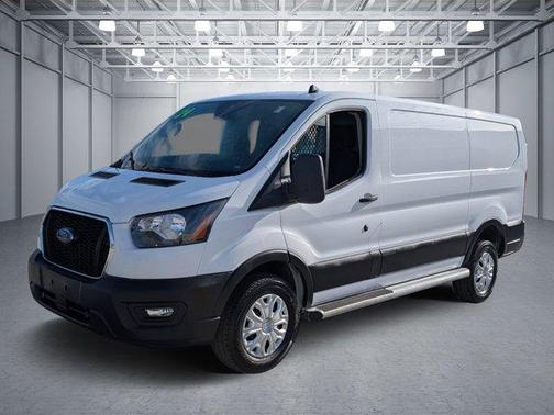 2024 Ford Transit-250 