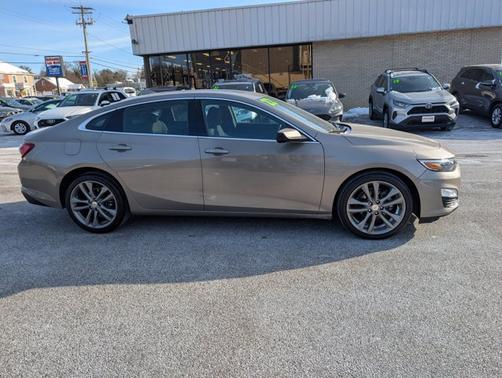 2022 Chevrolet Malibu LT