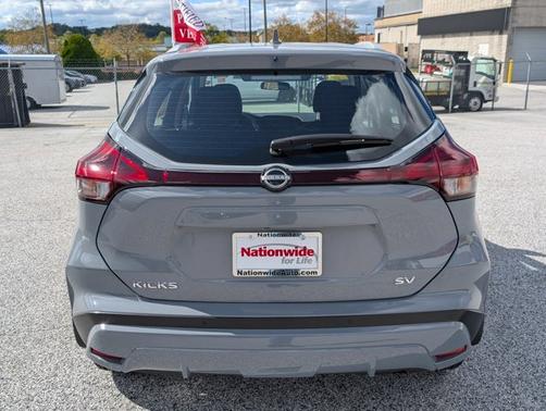 2024 Nissan Kicks SV