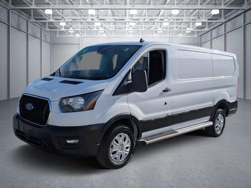 2024 Ford Transit-250 