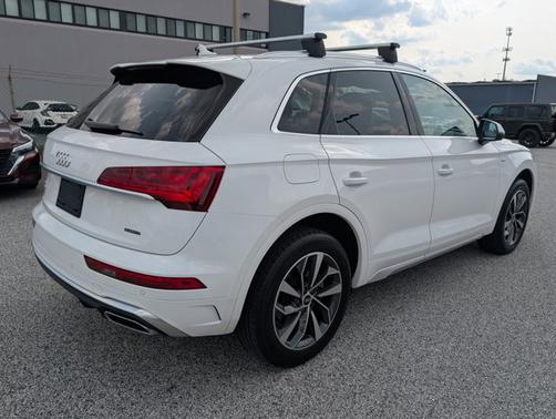 2023 Audi Q5 45 S line Premium Plus