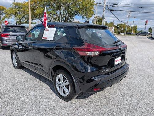 2024 Nissan Kicks S