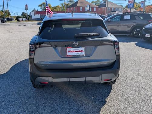 2025 Nissan Kicks SV