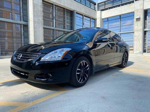 2012 Nissan Altima 3.5 SR