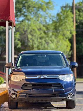 2014 Mitsubishi Outlander SE
