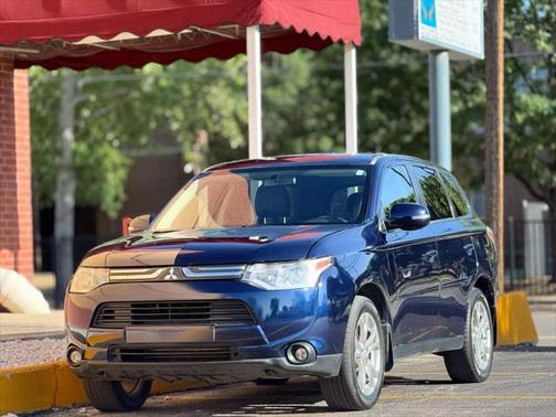 2014 Mitsubishi Outlander SE