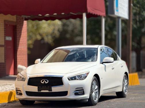 2014 INFINITI Q50 Premium