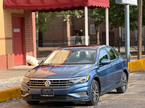 Blue 2021 Volkswagen Jetta 1.4T R-Line