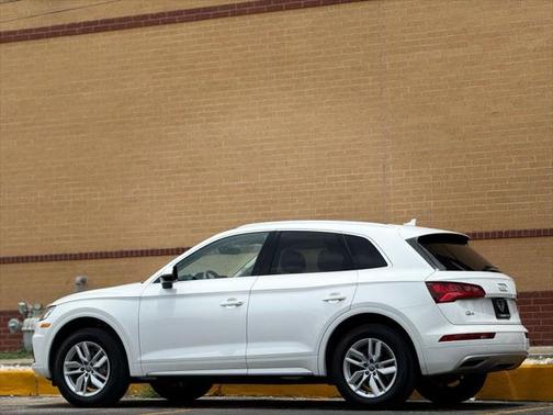 2020 Audi Q5 45 Premium