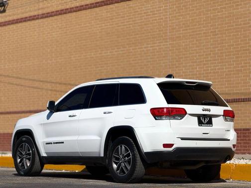 2018 Jeep Grand Cherokee Laredo E