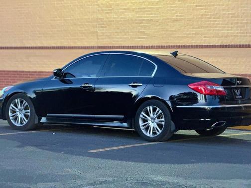 2012 Hyundai Genesis 5.0