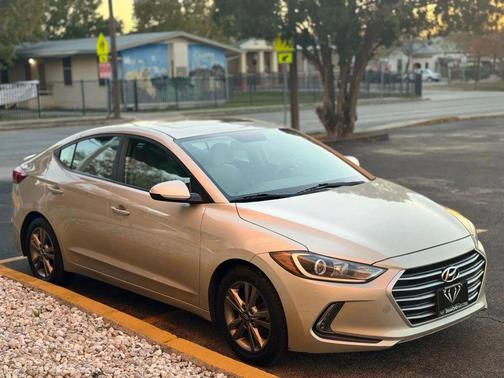 2017 Hyundai ELANTRA SE Value Edition
