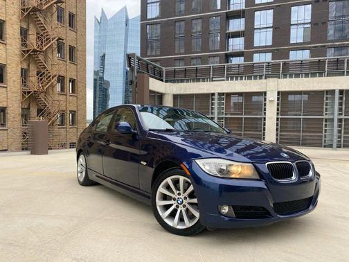 2011 BMW 328 328i Sedan 4D
