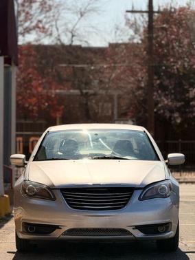2012 Chrysler 200 Touring