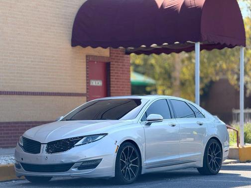 2015 Lincoln MKZ Base