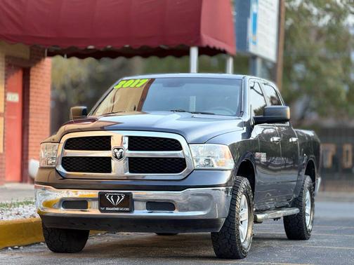 2017 RAM 1500 SLT