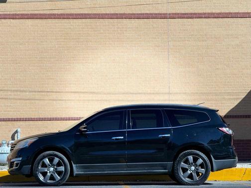 2017 Chevrolet Traverse 2LT