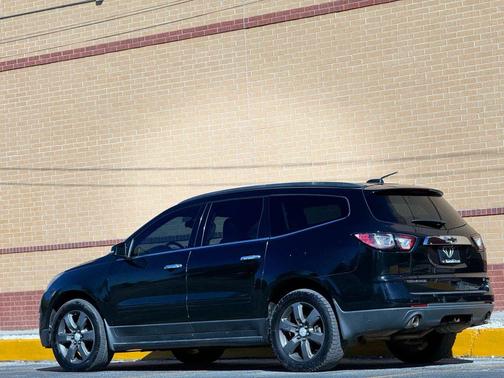 2017 Chevrolet Traverse 2LT
