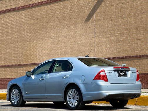 2010 Ford Fusion Hybrid Base