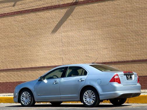 2010 Ford Fusion Hybrid Base