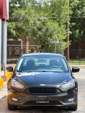 Black 2018 Ford Focus SE
