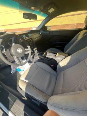 2012 Ford Mustang V6